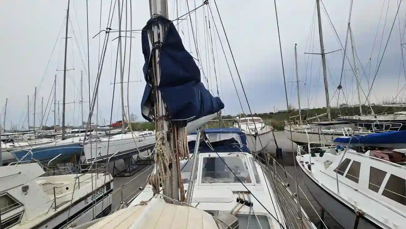 Thumbnail von Beneteau Oceanis 42 CC