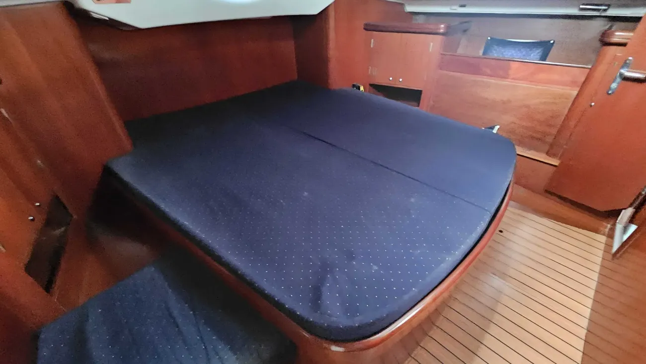 Thumbnail von Beneteau Oceanis 42 CC