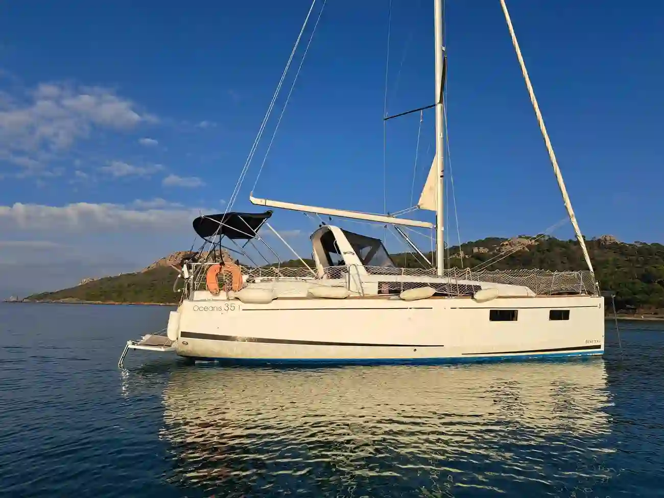 Beneteau Oceanis 35.1