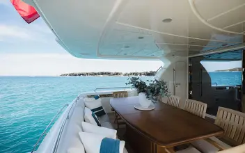 Thumbnail von Ferretti Yachts 830 ONYX