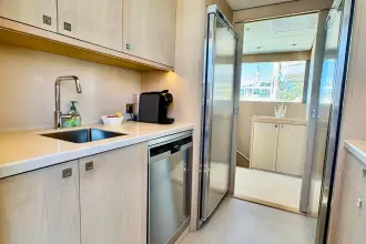 Thumbnail von Outer Reef Yachts 780 Adventure