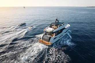 Thumbnail von Outer Reef Yachts 780 Adventure