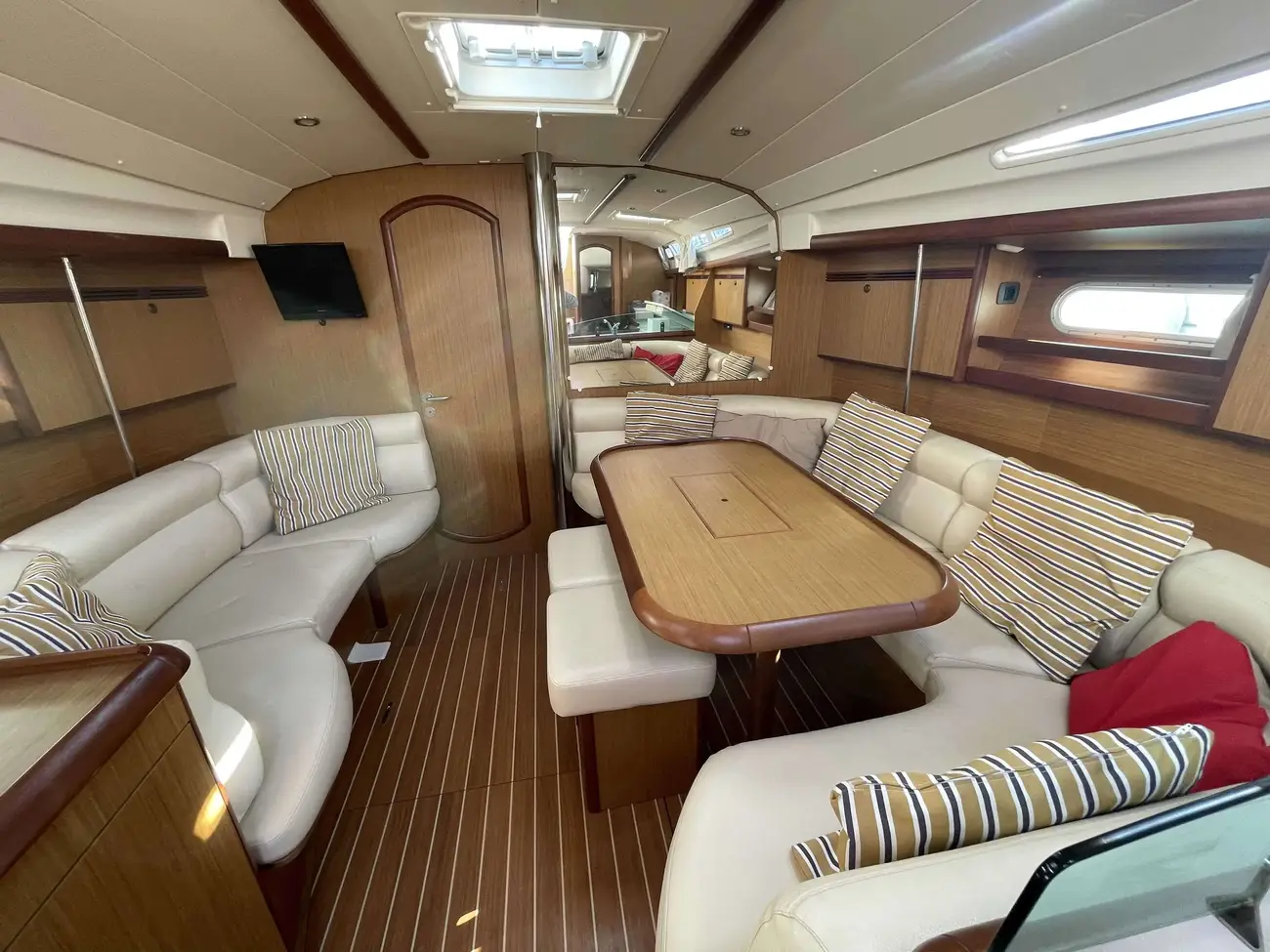 Thumbnail von Jeanneau Sun Odyssey 45