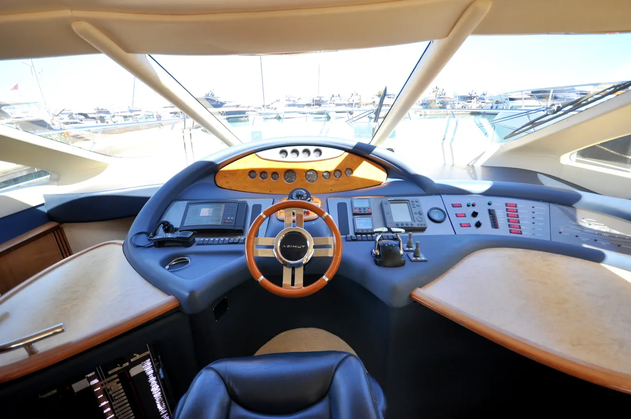 Thumbnail von Azimut 62 AZIMUT 62