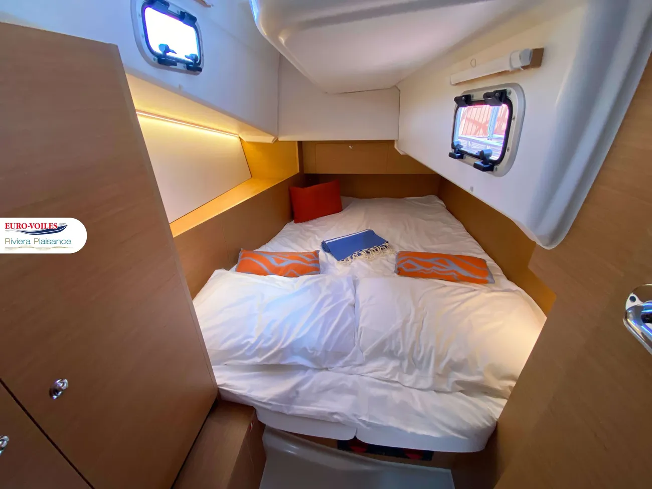 Thumbnail von Jeanneau Sun Odyssey 350