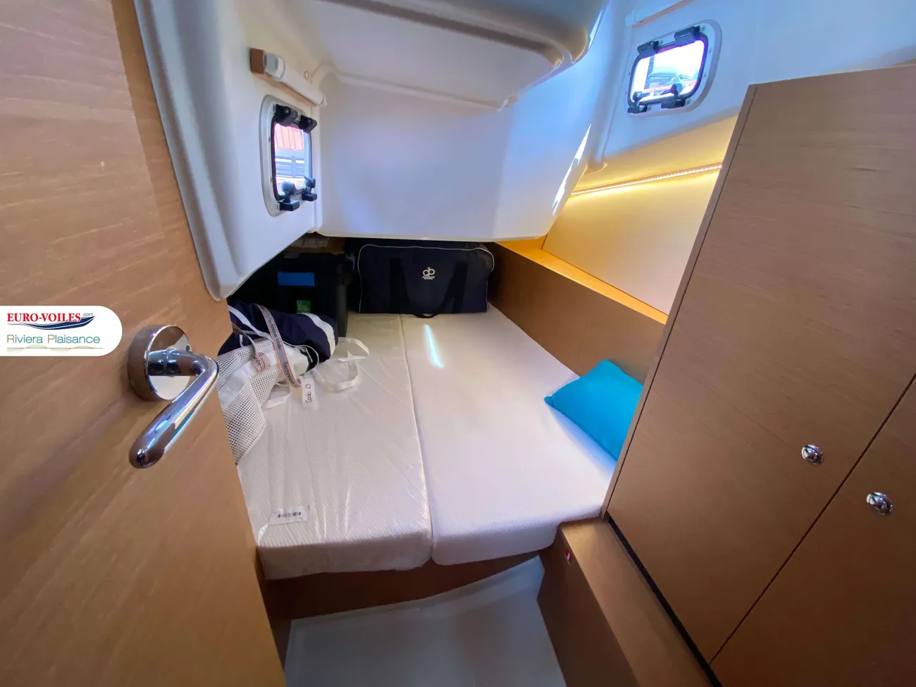 Thumbnail von Jeanneau Sun Odyssey 350