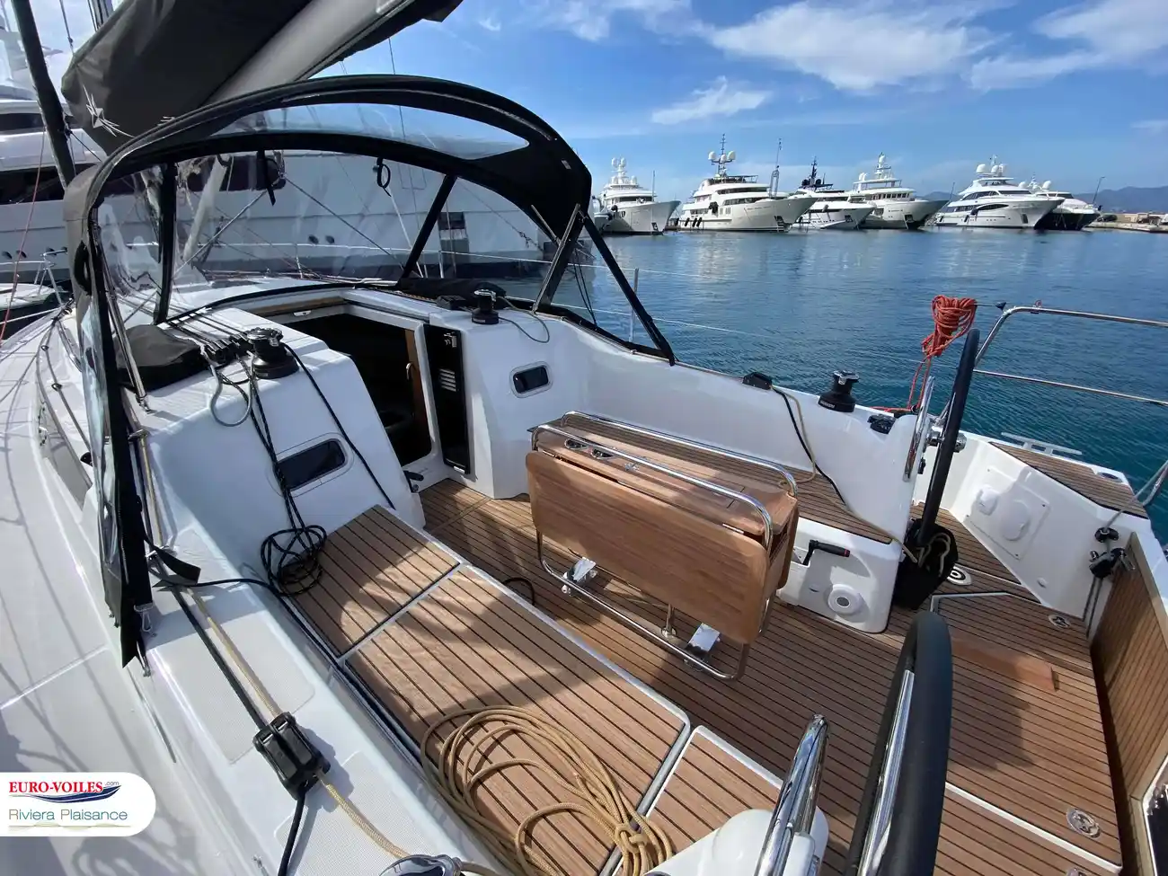 Thumbnail von Jeanneau Sun Odyssey 350