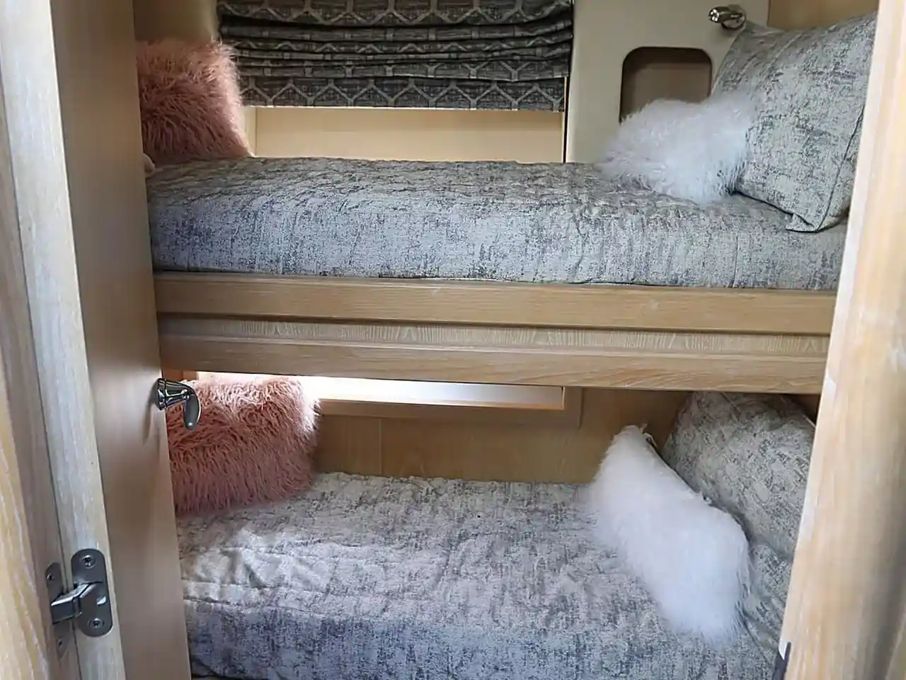 Thumbnail von Sunseeker Predator 82 BLACK ZEN