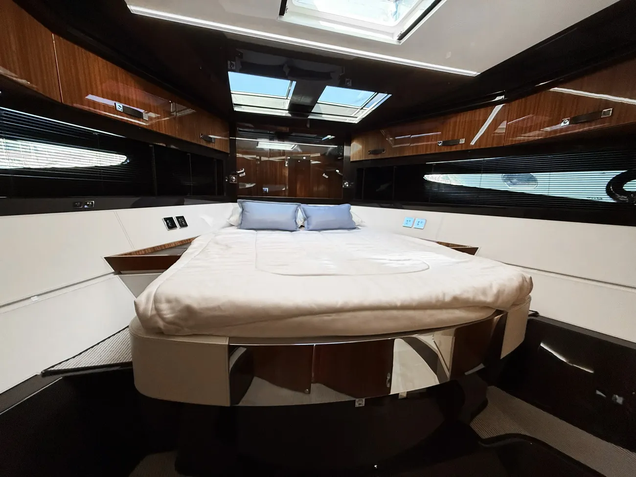 Thumbnail von Rivale 56