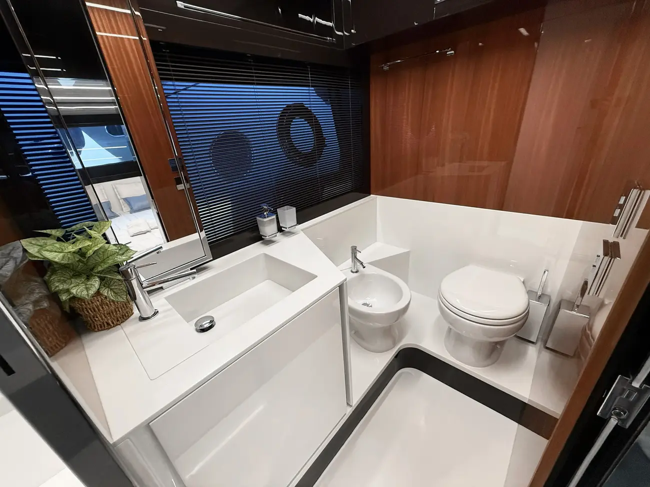 Thumbnail von Rivale 56