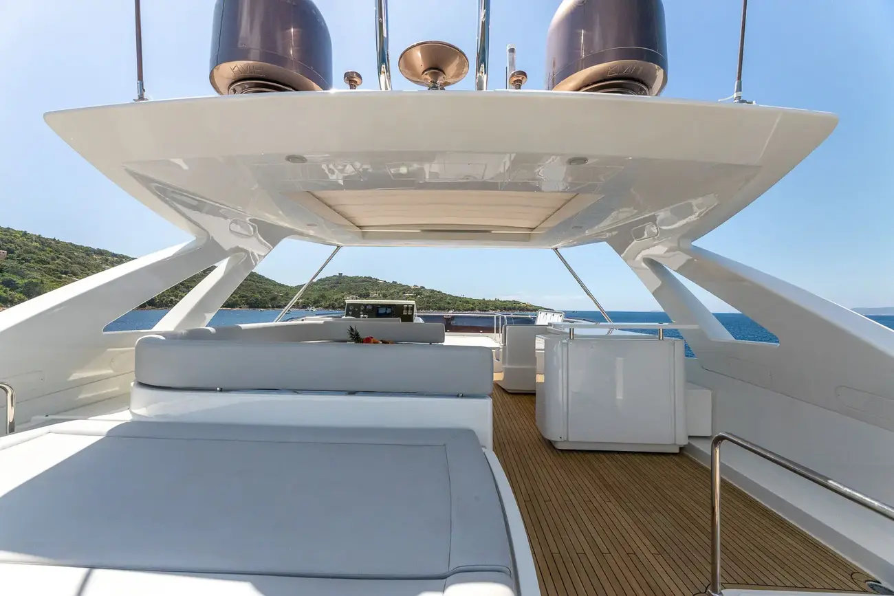 Thumbnail von Ferretti Yachts 800 FERRETTI YACHTS 800