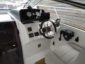 Thumbnail von Sealine S330