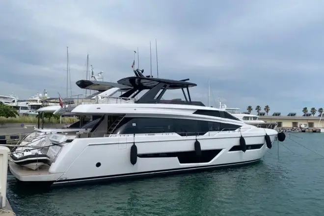 Ferretti Yachts 780 Kayra I
