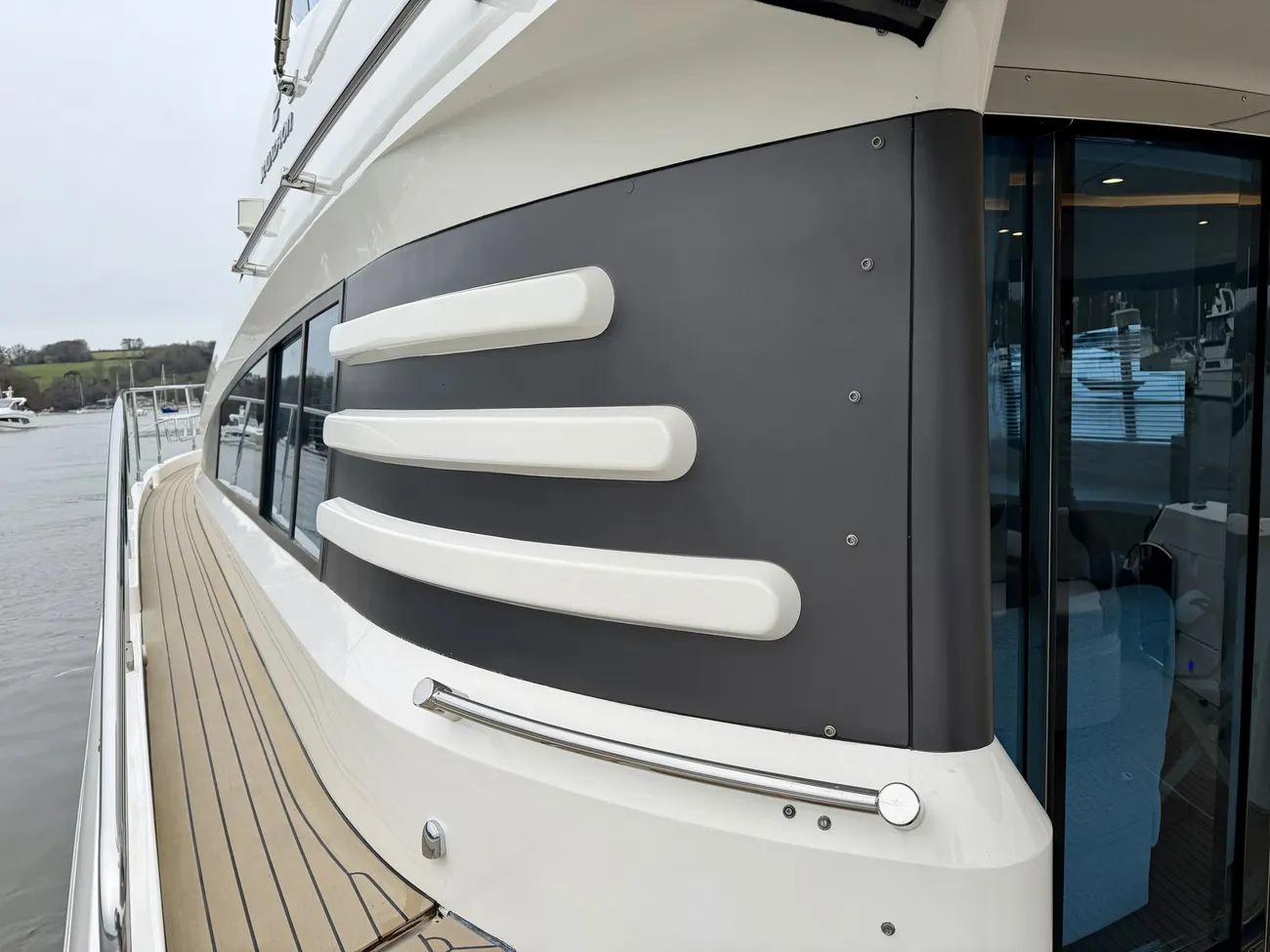 Thumbnail von Fairline Squadron 52 MCM