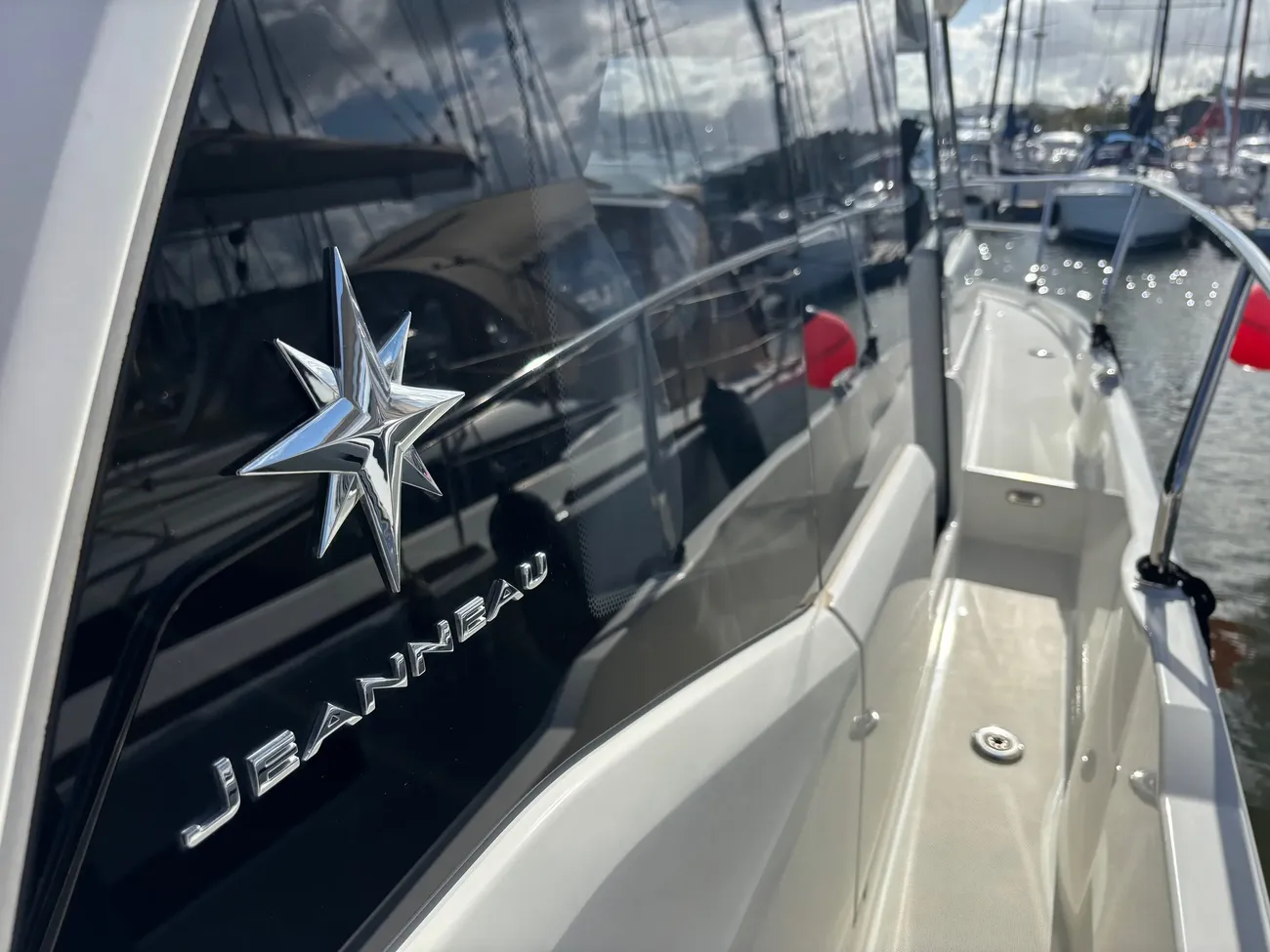 Thumbnail von Jeanneau NC33 Next Chapter