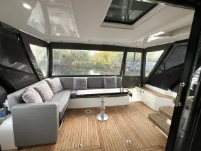 Thumbnail von Sealine F46 new listing