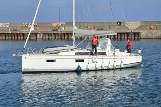 Thumbnail von Beneteau Oceanis 38.1 BLUE FOX