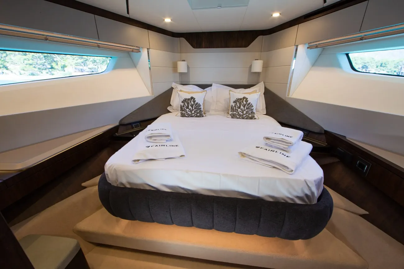 Thumbnail von Fairline Squadron 58