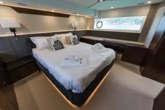 Thumbnail von Fairline Squadron 58