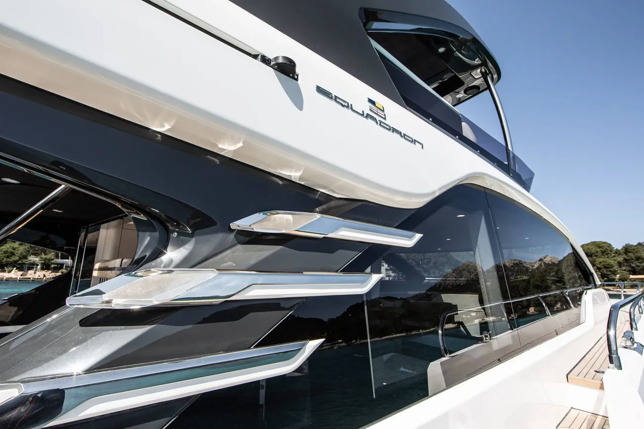 Thumbnail von Fairline Squadron 58