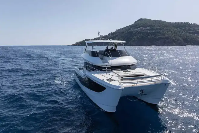 Aquila 46 Yacht  Aquila 46 Yacht