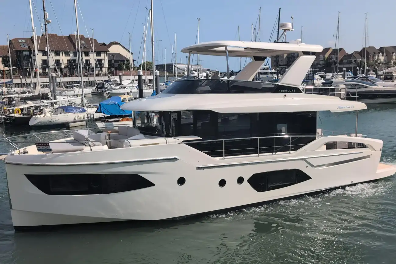 Thumbnail von Absolute Navetta 53 Explore Further