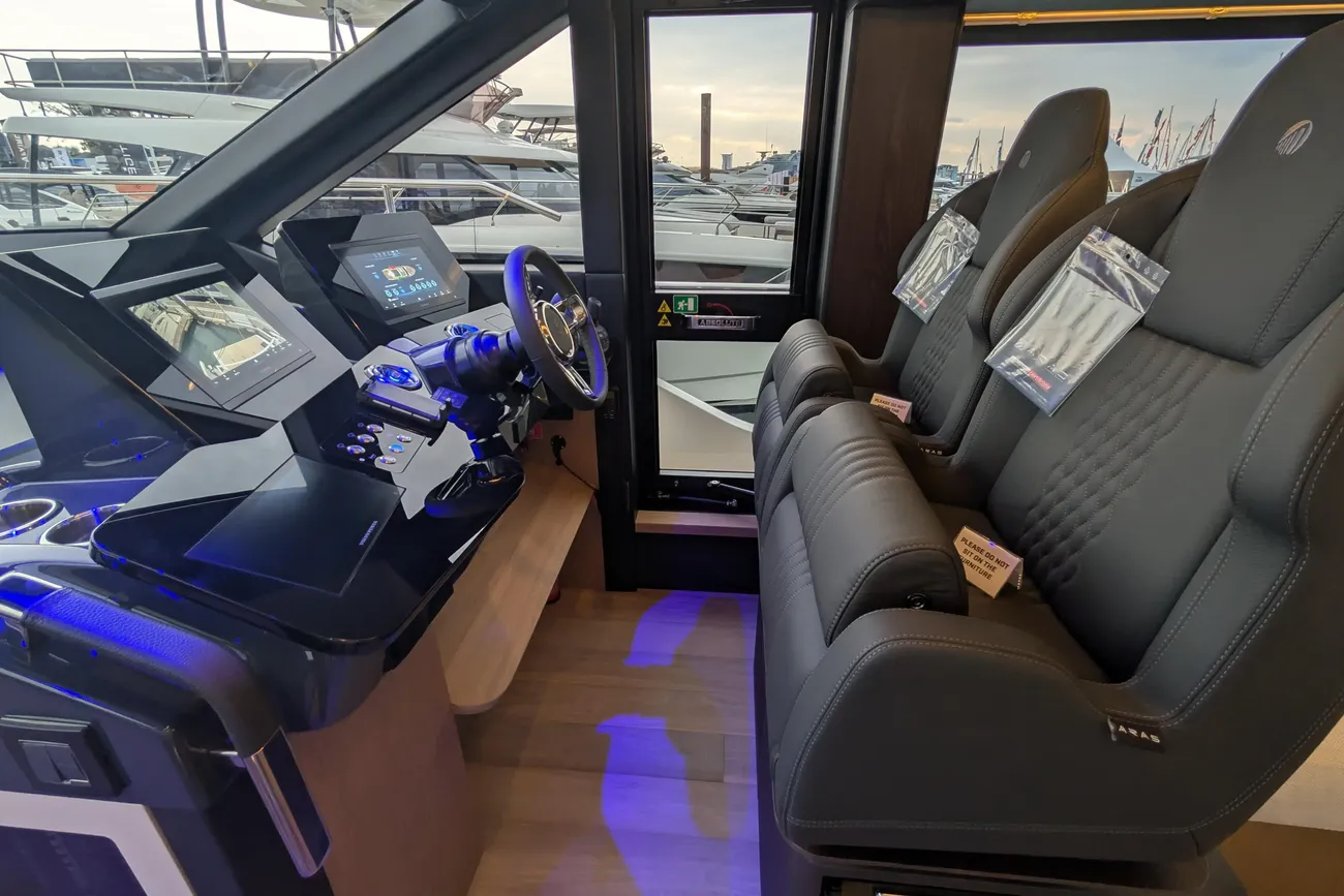 Thumbnail von Absolute 52 Fly