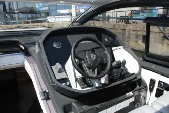 Thumbnail von Fairline Targa 40 MBY Motor Boat of the Year 2025