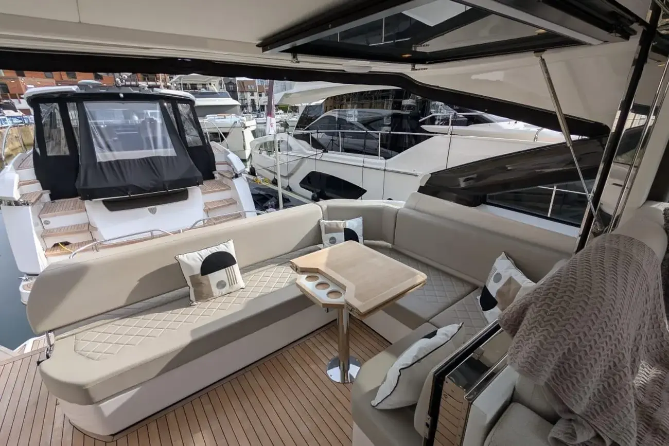 Thumbnail von Fairline Targa 45 GT Seakeeper Gyro