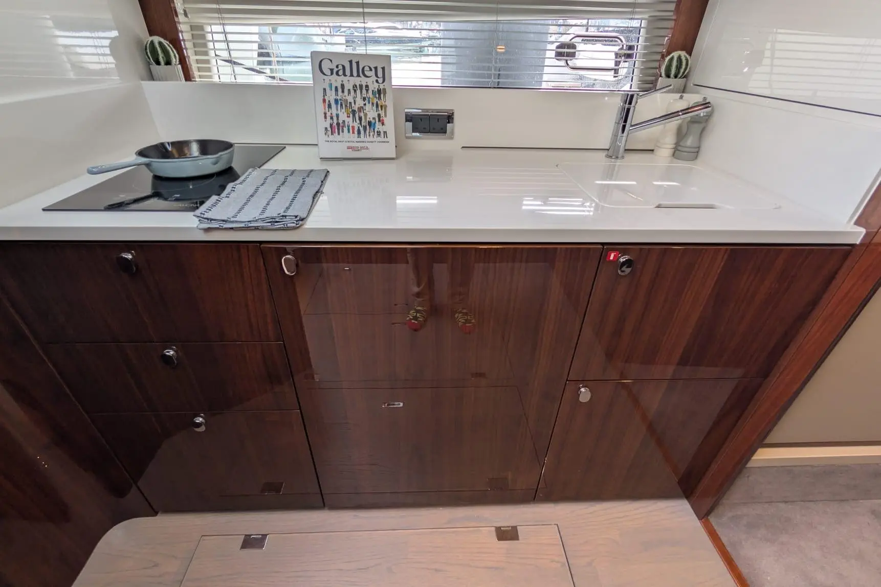 Thumbnail von Fairline Targa 45 GT Seakeeper Gyro