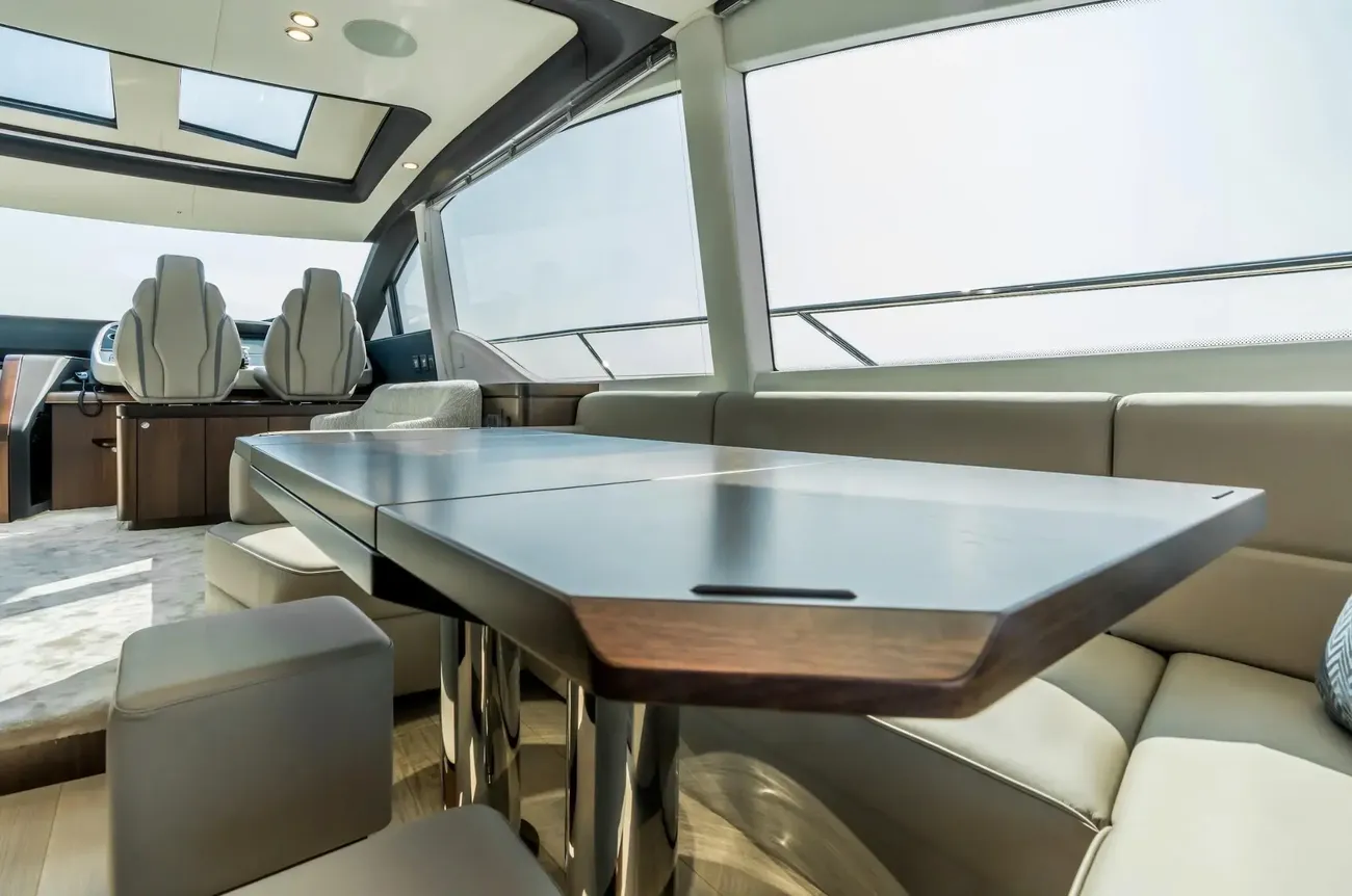 Thumbnail von Fairline Phantom 65 Availble to Order