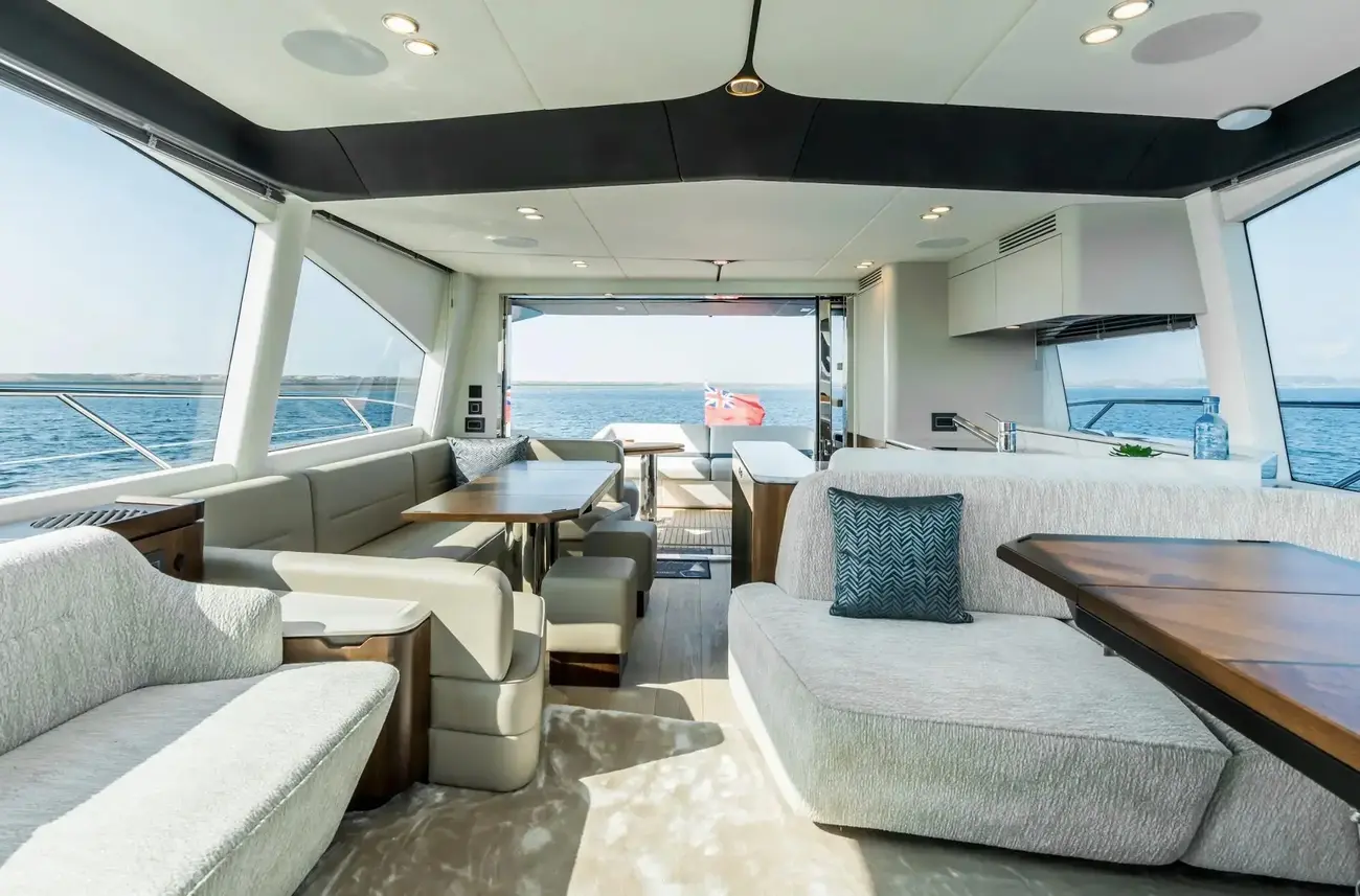 Thumbnail von Fairline Phantom 65 Availble to Order