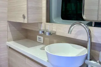 Thumbnail von Aquila 42 Coupe