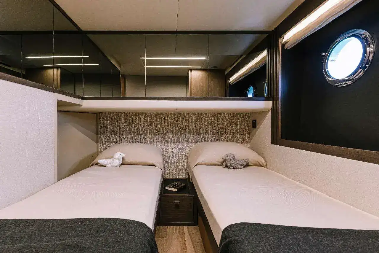 Thumbnail von Absolute 52 Fly