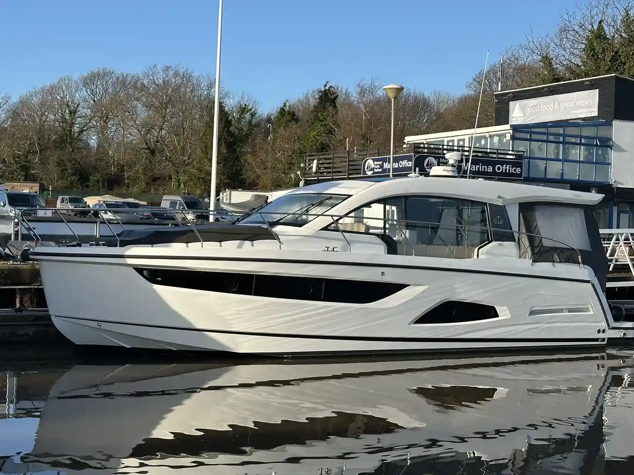 Sealine C390 just arrived at TBS Hamble
