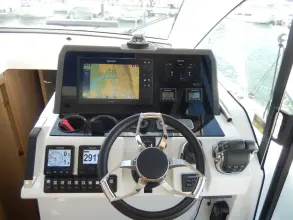 Thumbnail von Sealine C390 just arrived at TBS Hamble