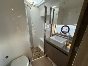 Thumbnail von Sealine C390 just arrived at TBS Hamble