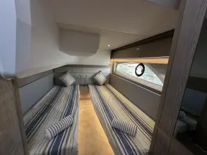 Thumbnail von Sealine C390 just arrived at TBS Hamble