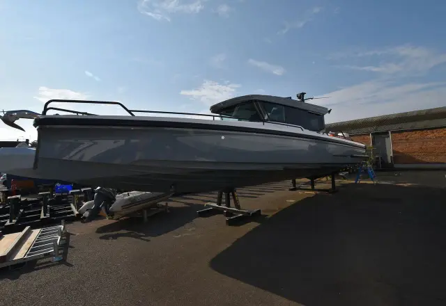 Axopar 37 XC Cross Cabin PACE