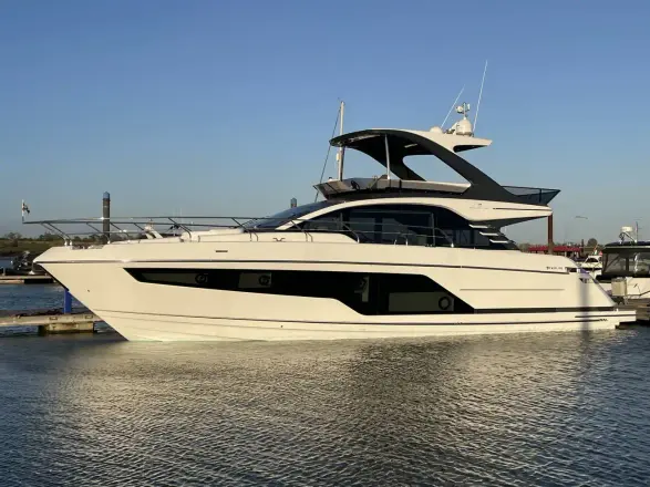 Fairline Squadron 58
