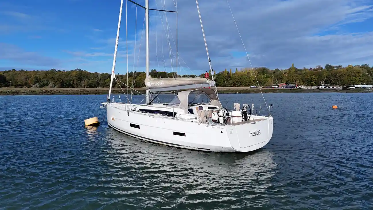 Thumbnail von Dufour 430 Grand Large Helios