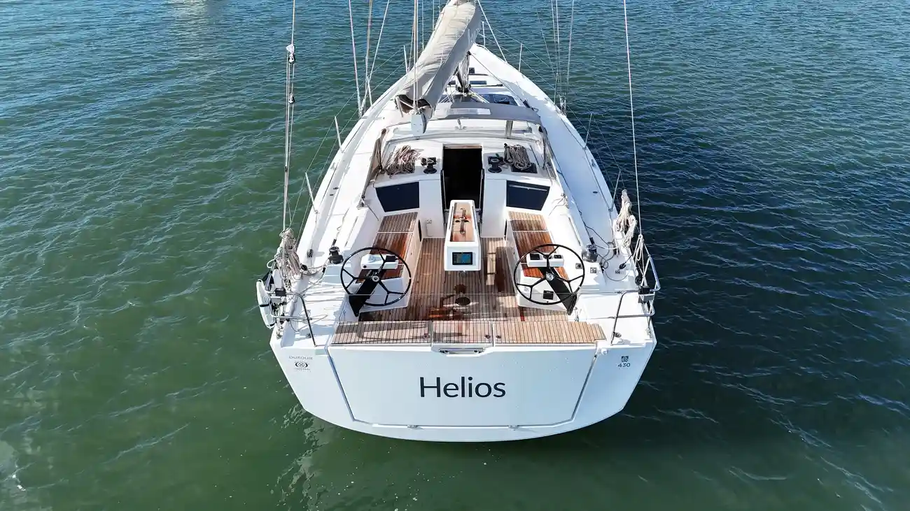 Thumbnail von Dufour 430 Grand Large Helios