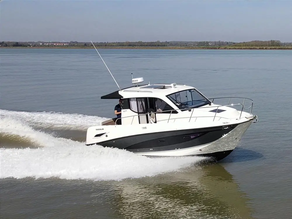 Quicksilver Activ 905 Weekend