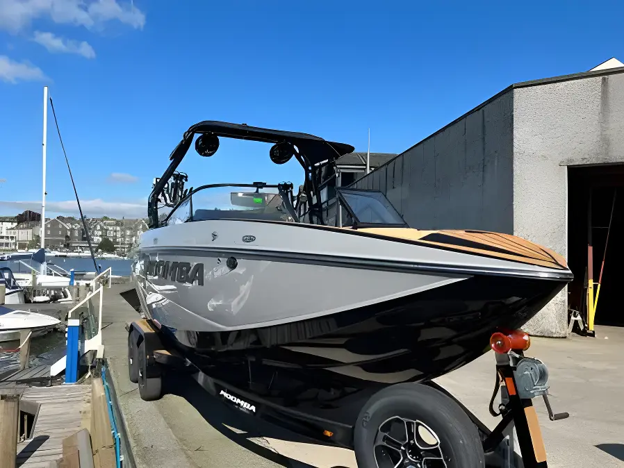 Thumbnail von Moomba Craz