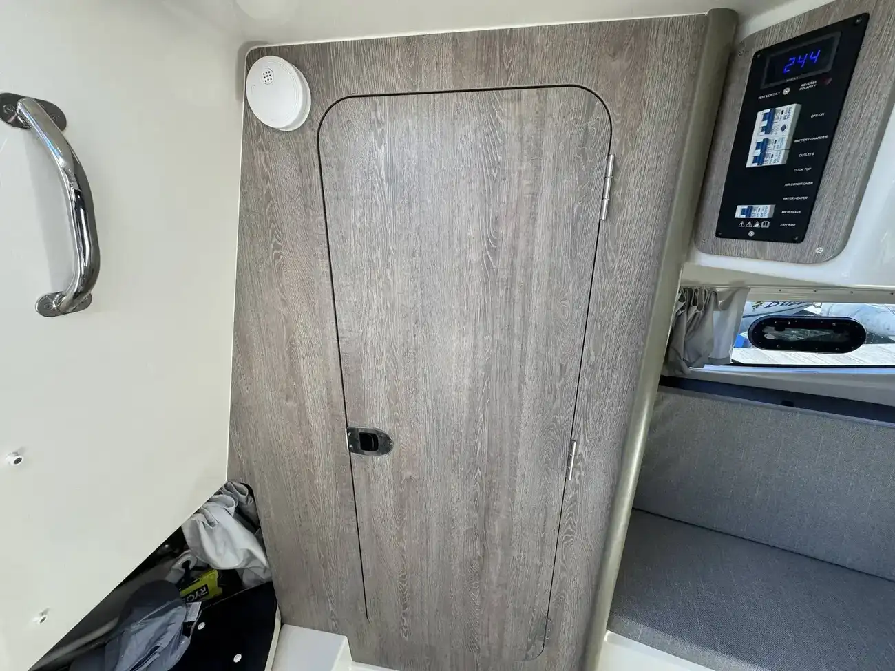 Thumbnail von Quicksilver Activ 875 Sundeck