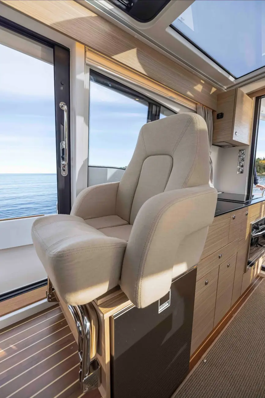 Thumbnail von Nimbus 365 Coupe