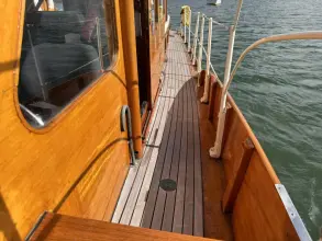 Thumbnail von Moody 43 Fred Parker 43' Fred Parker twin screw motor yacht