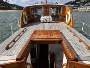 Thumbnail von Moody 43 Fred Parker 43' Fred Parker twin screw motor yacht