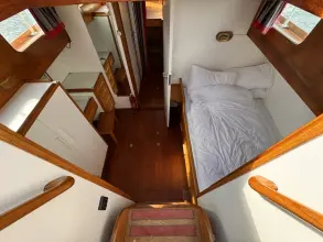 Thumbnail von Moody 43 Fred Parker 43' Fred Parker twin screw motor yacht