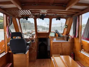 Thumbnail von Moody 43 Fred Parker 43' Fred Parker twin screw motor yacht